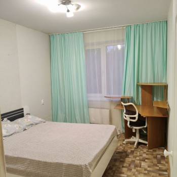 Сдается Многокомнатная квартира, 60 м²