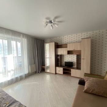 Сдается 1-комнатная квартира, 40 м²