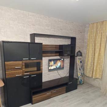 Сдается 1-комнатная квартира, 39 м²