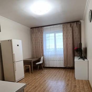 Сдается 1-комнатная квартира, 46 м²