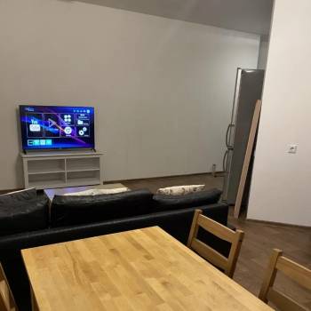 Сдается 2-х комнатная квартира, 70 м²