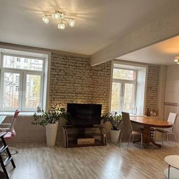 Сдается Многокомнатная квартира, 80 м²