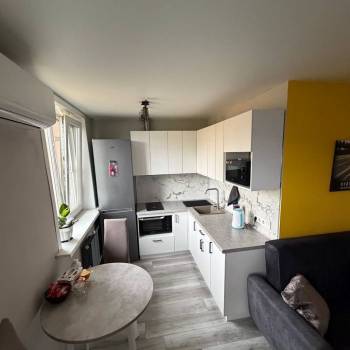 Продается 1-комнатная квартира, 29 м²