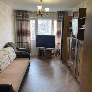 Сдается Многокомнатная квартира, 60 м²