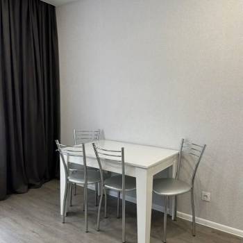 Сдается 2-х комнатная квартира, 42 м²