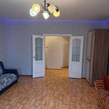 Сдается 1-комнатная квартира, 47,3 м²
