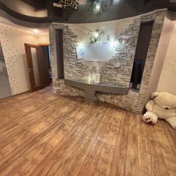 Сдается 2-х комнатная квартира, 67 м²