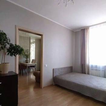 Сдается 1-комнатная квартира, 38 м²