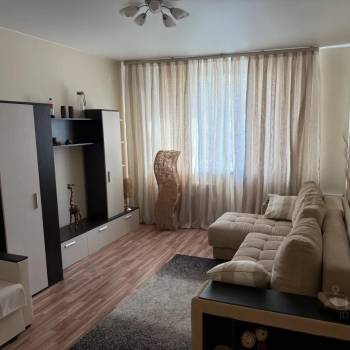 Сдается 1-комнатная квартира, 39 м²
