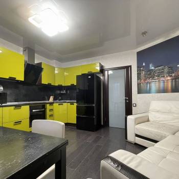 Сдается Многокомнатная квартира, 60 м²