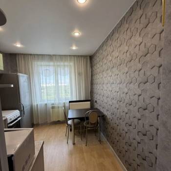 Сдается 1-комнатная квартира, 40,5 м²