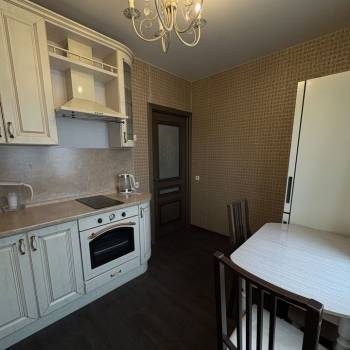 Сдается 1-комнатная квартира, 37,3 м²