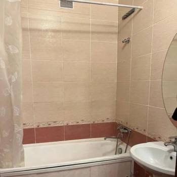 Сдается 1-комнатная квартира, 45 м²