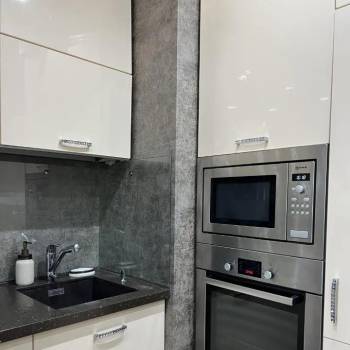 Продается Многокомнатная квартира, 120 м²