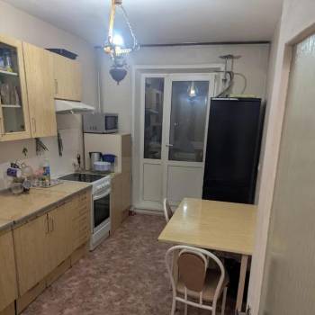 Сдается Многокомнатная квартира, 80 м²