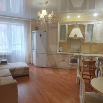 Сдается Многокомнатная квартира, 87 м²