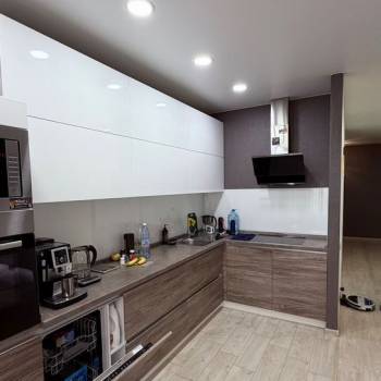 Сдается 2-х комнатная квартира, 64,7 м²