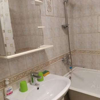 Сдается 1-комнатная квартира, 43 м²