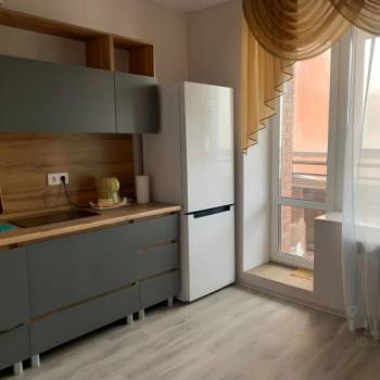 Сдается 1-комнатная квартира, 37 м²