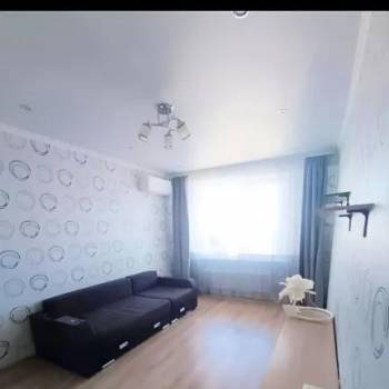 Сдается 1-комнатная квартира, 43 м²