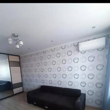 Сдается 1-комнатная квартира, 43 м²
