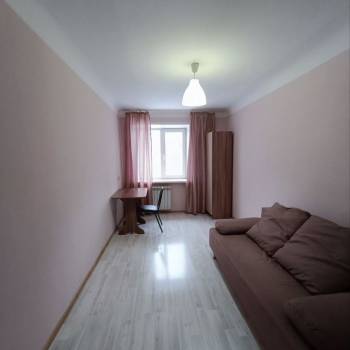 Сдается Многокомнатная квартира, 60 м²