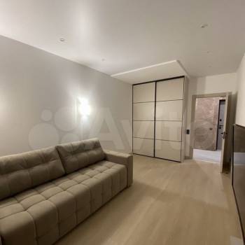Сдается 1-комнатная квартира, 39 м²