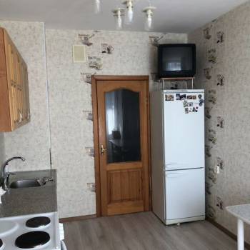 Сдается 2-х комнатная квартира, 65 м²