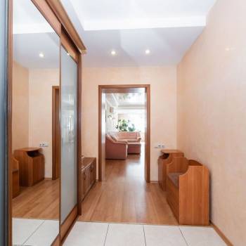 Продается Многокомнатная квартира, 131 м²