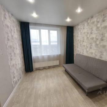 Сдается 1-комнатная квартира, 38 м²