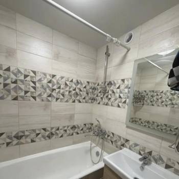 Сдается 2-х комнатная квартира, 60 м²