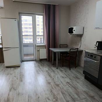 Сдается 2-х комнатная квартира, 65 м²