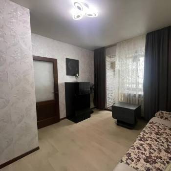 Сдается 1-комнатная квартира, 36 м²