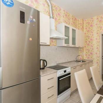 Сдается 2-х комнатная квартира, 65 м²