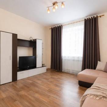 Сдается 2-х комнатная квартира, 65 м²
