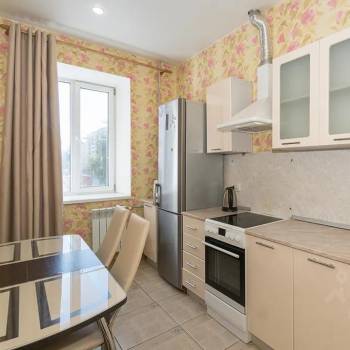 Сдается 2-х комнатная квартира, 65 м²