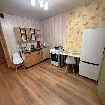 Сдается 1-комнатная квартира, 40 м²
