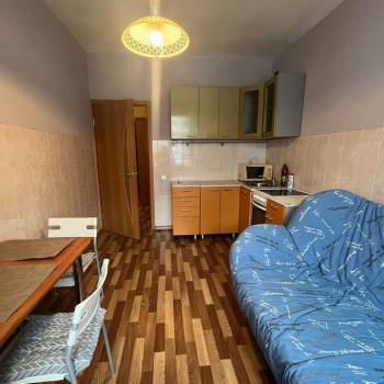 Сдается 1-комнатная квартира, 40 м²