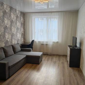 Сдается 1-комнатная квартира, 39 м²
