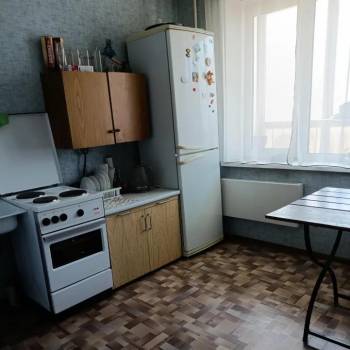 Сдается 1-комнатная квартира, 39 м²
