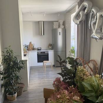 Продается 2-х комнатная квартира, 61 м²