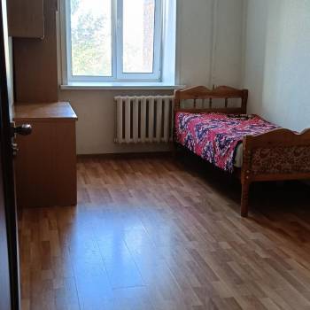 Сдается Многокомнатная квартира, 80 м²