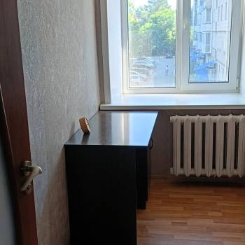 Сдается Многокомнатная квартира, 80 м²