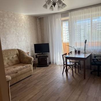 Продается 1-комнатная квартира, 41,3 м²