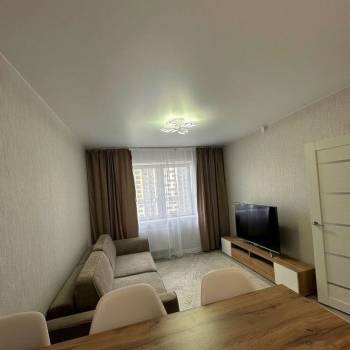 Сдается 1-комнатная квартира, 37 м²