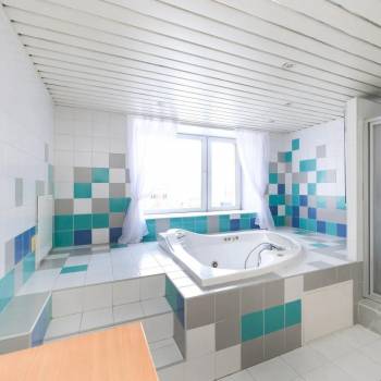 Сдается Многокомнатная квартира, 148 м²