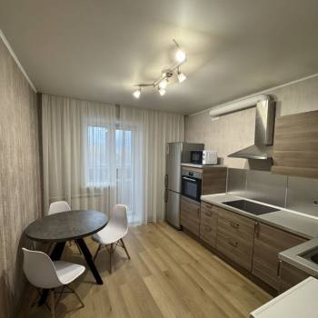 Сдается 1-комнатная квартира, 42 м²