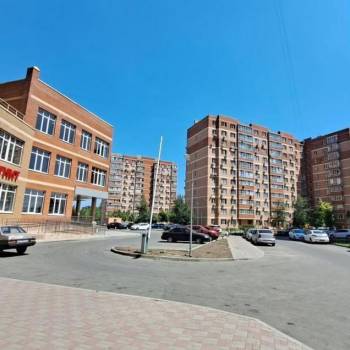 Сдается 1-комнатная квартира, 40 м²