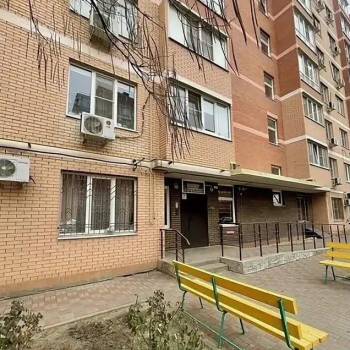 Сдается 1-комнатная квартира, 40 м²