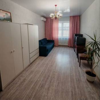 Сдается 1-комнатная квартира, 38 м²